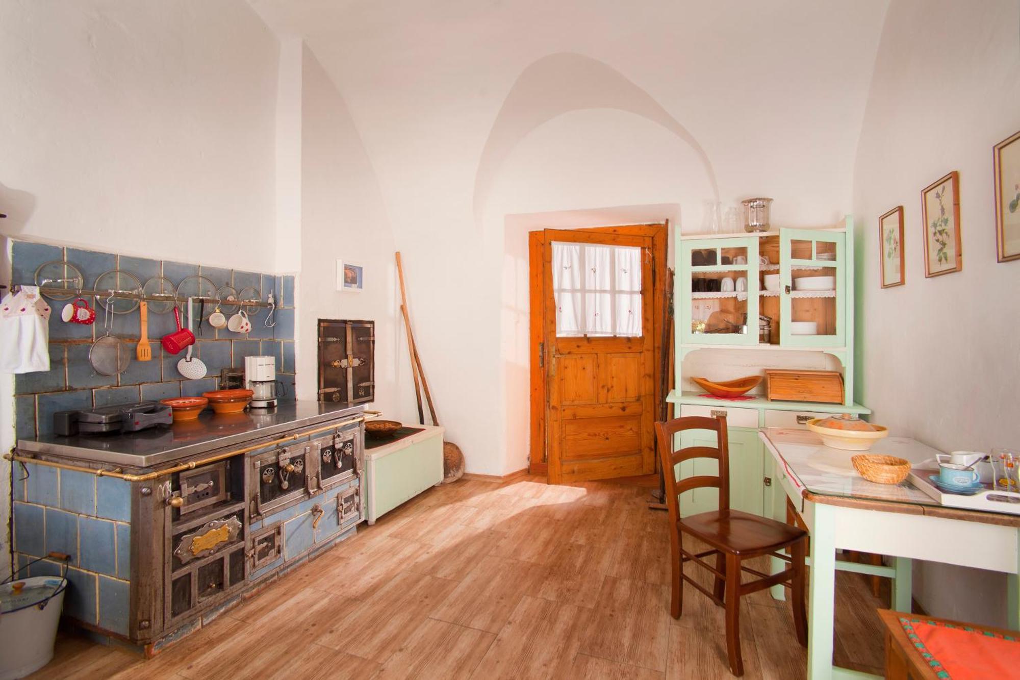Juvanova Hous - Rooms Luce ภายนอก รูปภาพ